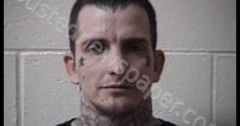 ERIC SIZEMORE | 2019-03-12 21:04:00 Scott County, Indiana Booking