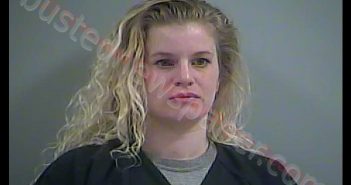 AMANDA N WOODRUM | 2019-03-18 09:40:00 Russell County, Kentucky Booking