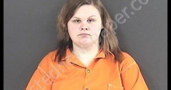 SKIDMORE, DESTINY MICHELLE | 2019-04-08 19:00:00 Roanoke County, Virginia Booking