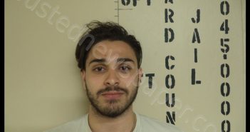 AARON J RICCARDI | 2019-04-09 23:33:00 Howard County, Missouri Booking