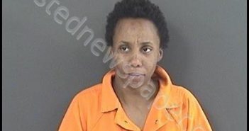 WAKER, ANTONETTE JADE | 2019-04-10 04:57:00 Roanoke County, Virginia Booking