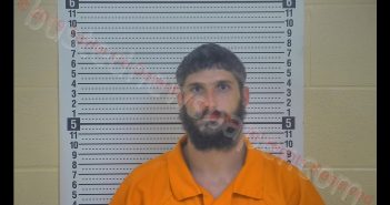 <B>CHRISTOPHER</B> R <B>BOLTON</B> #, Taylor County, Kentucky - 2019-04-18 20:33:00