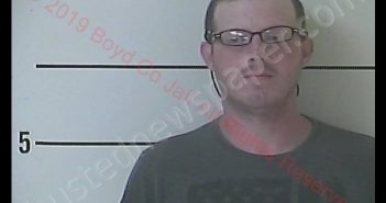 JUSTIN CRITES | 2019-04-26 10:13:00 Boyd County, Kentucky Booking