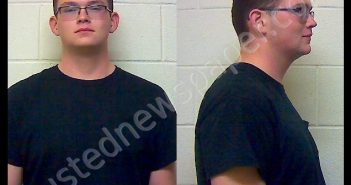 DOUTHIT AUSTON BLAKE | 2019-04-26 23:37:15 Craven County, North Carolina Booking