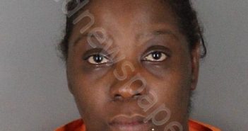 PITTS, LATANYA DEONNE | 2019-04-27 21:42:00 Jefferson County, Alabama Booking