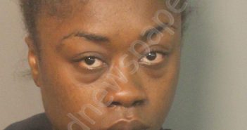 CAMPBELL, LATONYA RENEE | 2019-04-29 12:04:00 Jefferson County, Alabama Booking