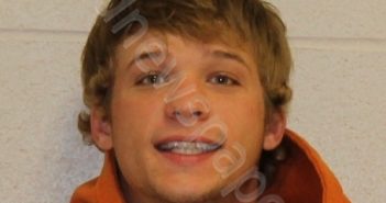 WILLIS,DAKOTA LOBSTEIN | 2019-05-11 Brown County, Texas Booking