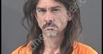 REED, DENNIS JAMES | 2019-05-20 22:32:00 Roanoke County, Virginia Booking