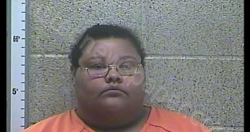 MAKAYLA TRESHION EASTWOOD | 2019-06-07 10:46:00 Henderson County, Kentucky Booking