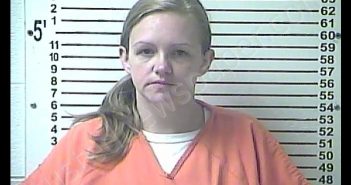 JENNIFER DAWN DAVIS | 2019-06-27 11:33:00 Hardin County, Kentucky Booking