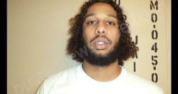 THEODUS LADAUNTRE WHITLEY | 2019-08-08 14:18:00 Howard County, Missouri Booking