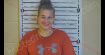 MARY UNDERWOOD | 2019-08-17 01:17:00 Taylor County, Kentucky Booking