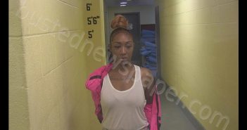 WADE, TANESHA NMI | 2019-09-02 20:08:00 Cuyahoga County, Ohio Booking