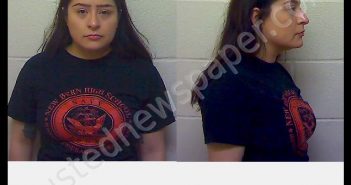 REYES ELIANA MARTINEZ | 2019-10-08 23:39:33 Craven County, North Carolina Booking