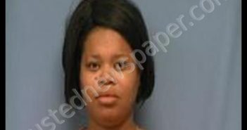 CRYSTAL PURIFOY | 2019-10-13 04:36:00 Saline County, Arkansas Booking