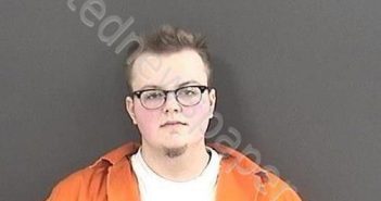 SMITH, CHRISTIAN THOMAS | 2019-10-22 17:16:00 Roanoke County, Virginia Booking