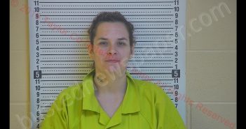 STACI LAURA NICHOLAS | 2019-10-24 19:29:00 Taylor County, Kentucky Booking