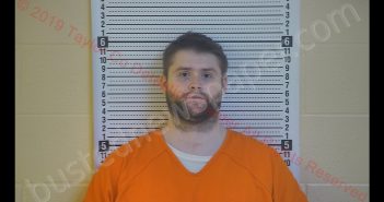 BENJAMIN COREY CALLAHAN | 2019-11-01 05:07:00 Taylor County, Kentucky Booking