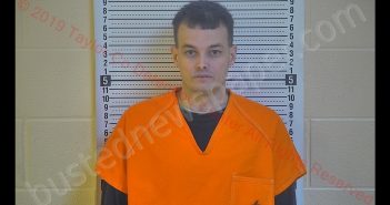 DERRICK W HARRIS | 2019-11-01 06:32:00 Taylor County, Kentucky Booking