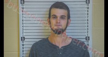 DYLAN BLADE NICHOLAS | 2019-11-02 21:25:00 Taylor County, Kentucky Booking