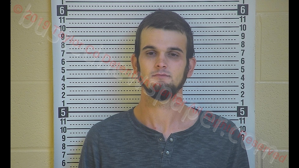 DYLAN BLADE NICHOLAS #, Taylor County, Kentucky - 2019-11-02 21:25:00