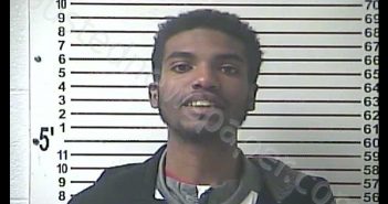 STEPHEN BRIAN DOUGLAS | 2019-11-15 12:04:00 Hardin County, Kentucky Booking