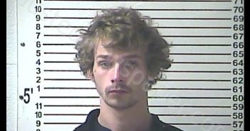 JEROMY LEE SEWELL | 2019-11-15 07:43:00 Hardin County, Kentucky Booking