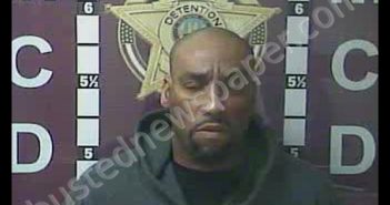 GARRISS E. LESLIE | 2019-11-18 21:19:00 Madison County, Kentucky Booking