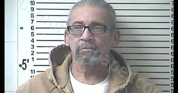 MICHAEL THOMAS ENGLISH | 2019-11-18 20:35:00 Hardin County, Kentucky Booking