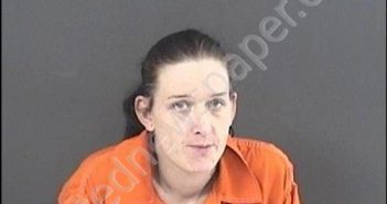 ROBERTS, COURTNEY ALLISON | 2019-11-18 15:42:00 Roanoke County, Virginia Booking