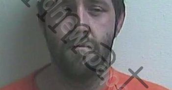 GALLIMORE, JOSHUA JAMES | 2019-11-25 19:05:46 Gilchrist County, Florida Booking