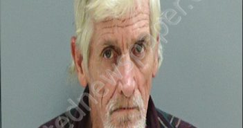 <B>DAVIS</B>, <B>JOHNNY</B> <B>MORRIS</B> #, Darlington County, South Carolina - 2019-12-05 21:45:00