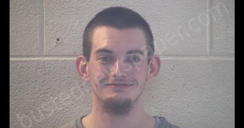 <B>BRODERICK</B> ALLEN <B>TAYLOR</B> #, Pulaski County, Kentucky - 2019-12-28 02:45:00