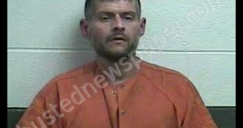 <B>JONATHAN</B> <B>ADAM</B> <B>MOORE</B> #, Whitley County, Kentucky - 2020-01-05 22:41:00