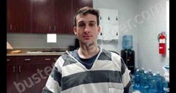 DUSTIN CLARK KELLY | 2020-01-20 03:43:00 Cameron_parish, Louisiana, Cameron Parish, Louisiana Booking