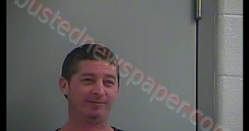 BRANDON M GADBERRY | 2020-02-25 19:40:00 Russell County, Kentucky Booking