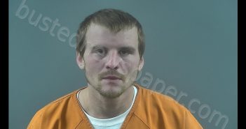 DAKOTA NMN RAY | 2020-03-01 11:52:00 Warren County, Kentucky Booking