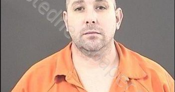 EDWARDS, SHAUN PATRICK | 2020-04-03 10:33:00 Roanoke County, Virginia Booking