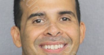 <B>MENENDEZ</B>, <B>ANDY</B> <B>CARLOS</B> #, Broward County, Florida - 2020-04-11