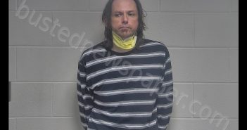 RYAN PHILIP SIMONS | 2020-04-19 11:03:00 Oldham County, Kentucky Booking