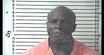 EDSEL NMN WHITAKER | 2020-05-06 20:08:00 Hardin County, Kentucky Booking