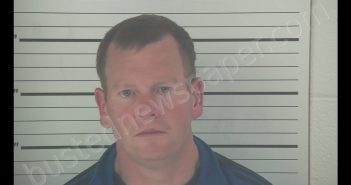 MICHAEL DEAN BRACKETT | 2020-05-07 23:02:00 Campbell County, Kentucky Booking