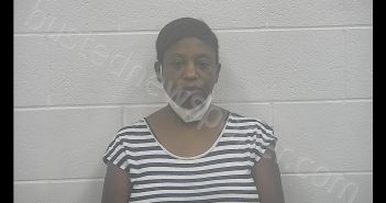 ALISHIA LACHELLE POWELL | 2020-08-25 12:19:00 Kenton County, Kentucky Booking