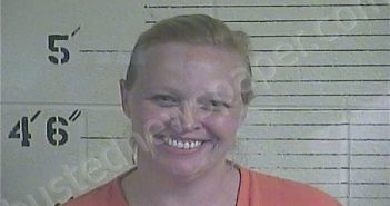 WOOLREY, KEISHA M. | 2020-10-08 02:27:00 Three Forks, Kentucky Booking