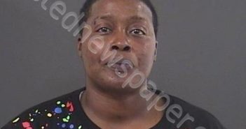 HOLLINGHEAD, ANDREA DAWN | 2020-10-20 22:47:00 Roanoke County, Virginia Booking
