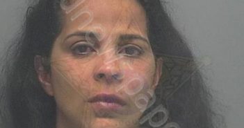 ESQUIVEL-CAMBRA, JAQUELINNE | 2020-10-31 03:02:00 Lee County, Florida Booking