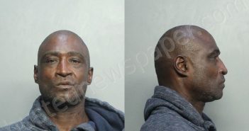 HUNTER, JAMES | 2020-12-18 01:12:00 Miami-Dade County, Florida Booking