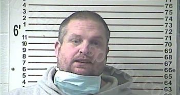 BROWN, ERIK NELSON | 2020-12-25 04:11:00 Hardin County, Kentucky Booking