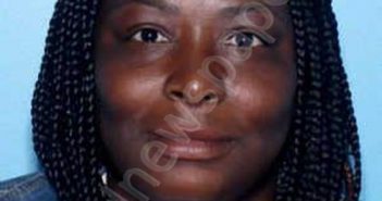 LUSTER, COSETTA DENISE | 2021-01-04 08:18:00 Jefferson County, Alabama Booking