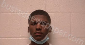 ROBERTSON, MAURICE TRAVELL | 2021-02-19 16:09:00 Robertson County, Tennessee Booking
